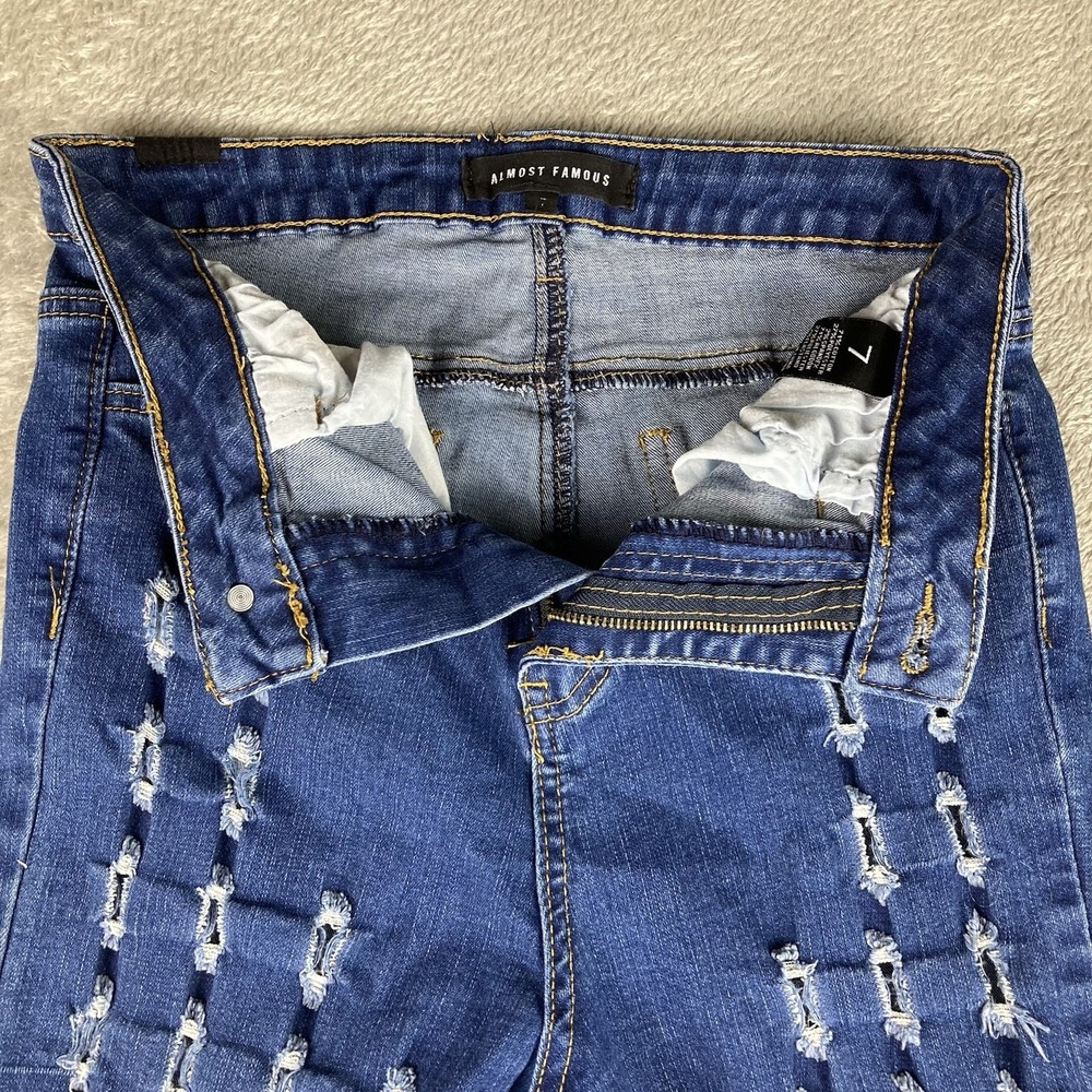 Almost Famous Jeans Size 7 26x30 Blue Denim Bell Bottom Flare Distressed Stretch - Picture 8 of 16